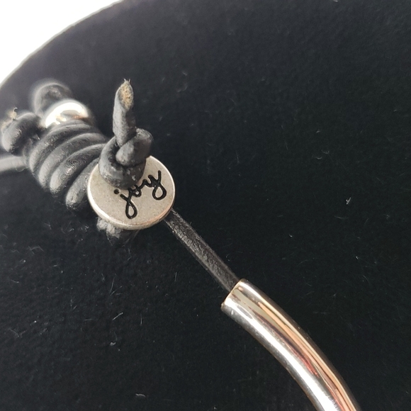 Lizzy James anchor bracelet - Picture 11 of 11